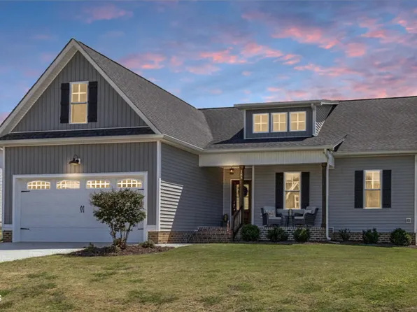 183 Noramac Ct, Selma, NC 27576