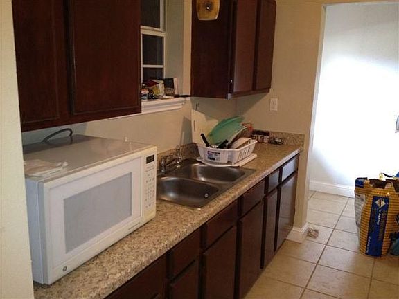 3rd image of 3305 Avenue G