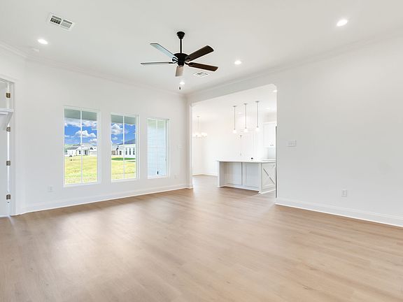 3rd image of 204 Benson Grove Dr