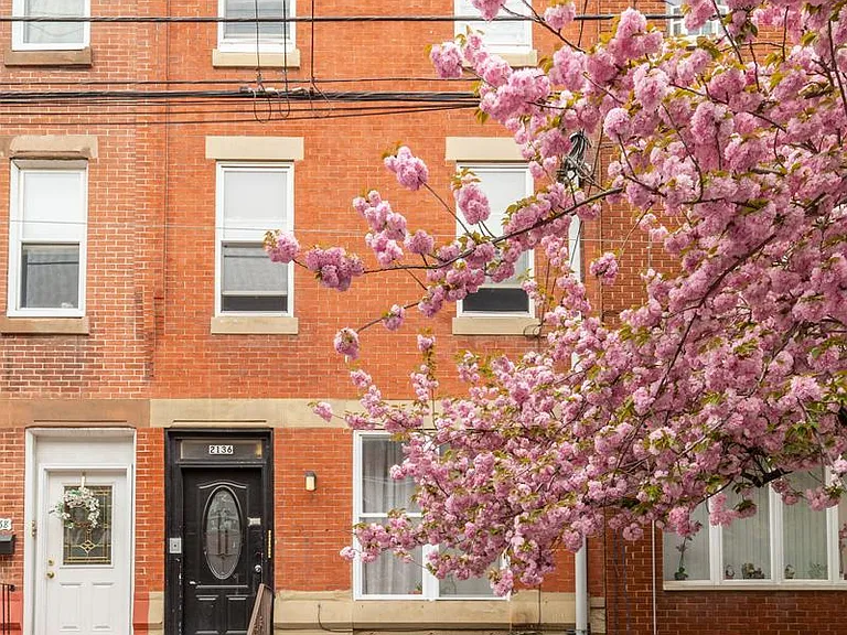2136 S 15th St #3F — Photo 18