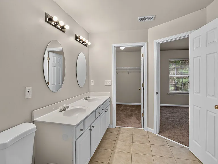 730 Celeste Ln SW — Photo 12