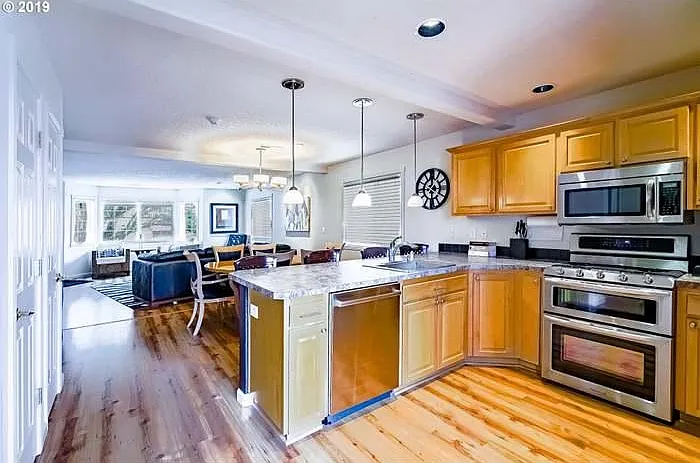 7325 SE Milwaukie Ave — Photo 6
