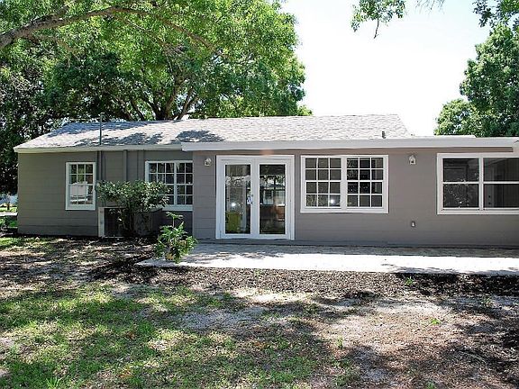 5th image of 2450 Cortez Ave