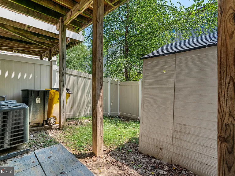 7315 Old Calvary Rd — Photo 41