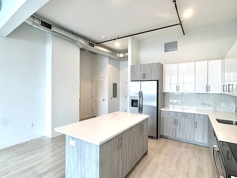 Riverfront Lofts — Photo 3