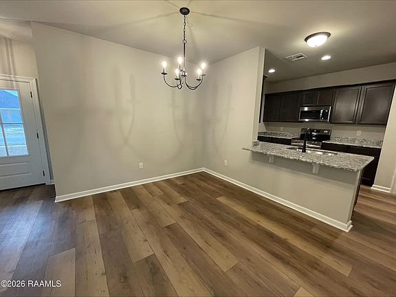4th image of 7387 Alley Oak Ln