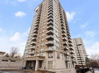 70 Landry St #1504, Ottawa, ON K1L0A8