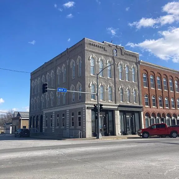 102 E Washington St #203 — Photo 12