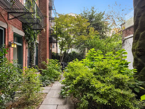 86 Horatio Street image 5 of 5