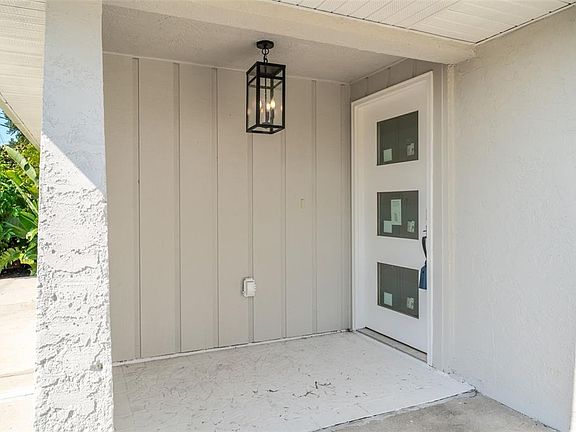 3rd image of 1231 BEACON DRIVE