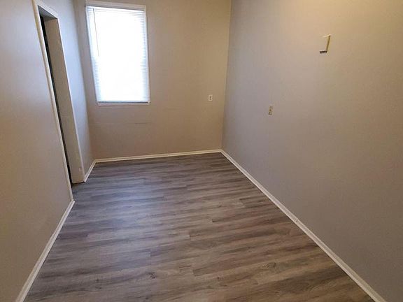 4th image of 2467 S Burrell STREET