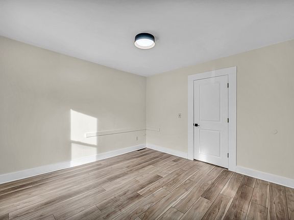 Bedroom #1