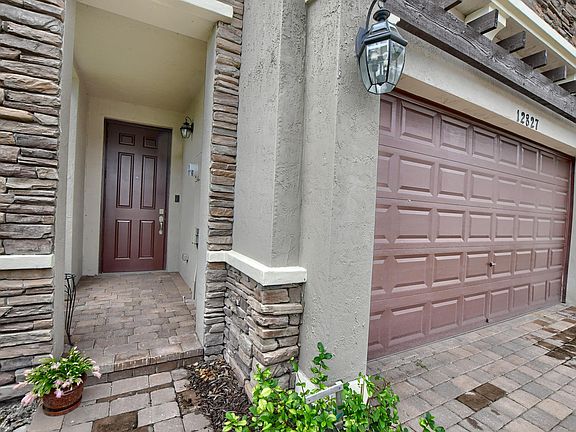 5th image of 12827 Anthorne Ln