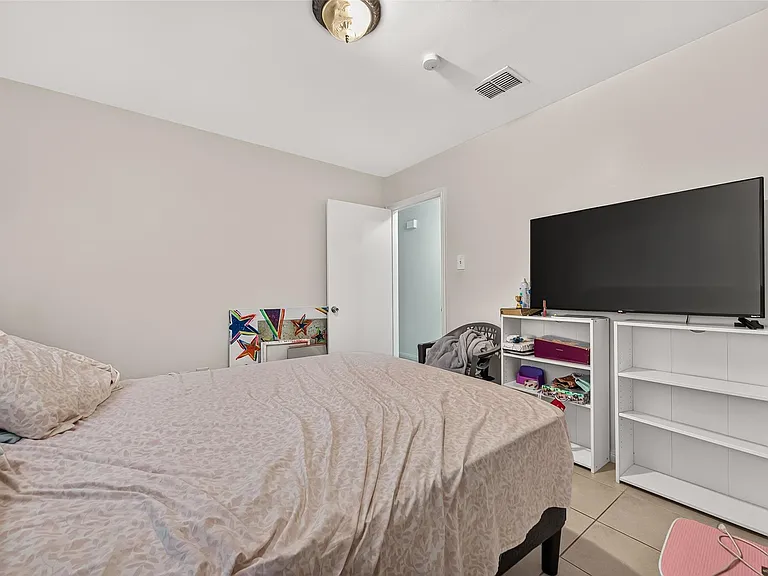 8831 Sandstone St — Photo 24