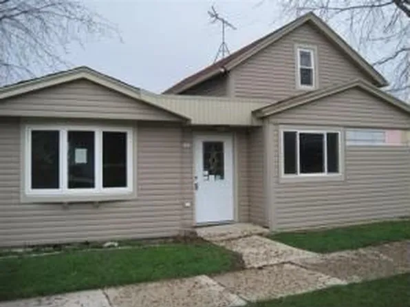 333 Butler St, Random Lake, WI 53075