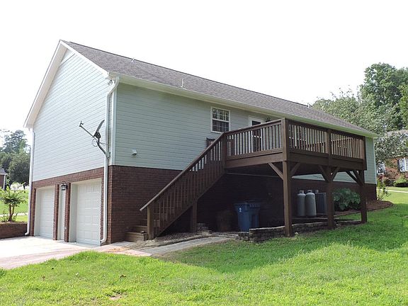 3rd image of 1223 Cinder Cir