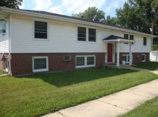 405 27th St NE APT 4, Rochester, MN 55906