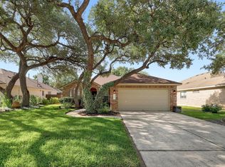 504 Hunters Point Ct, Leander, TX 78641