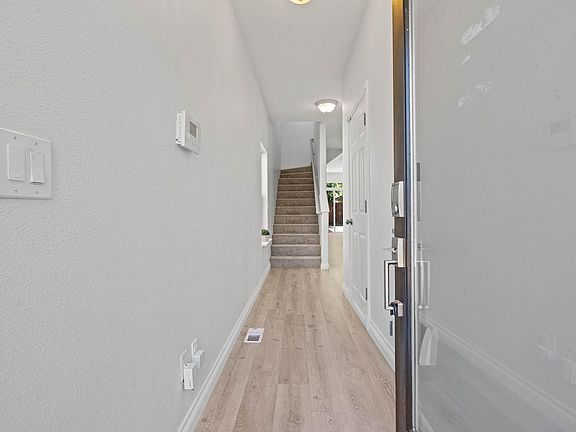 3rd image of 8526 N Haven Ave