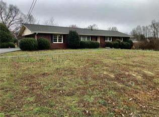 203 Joan Dr, Easley, SC 29642