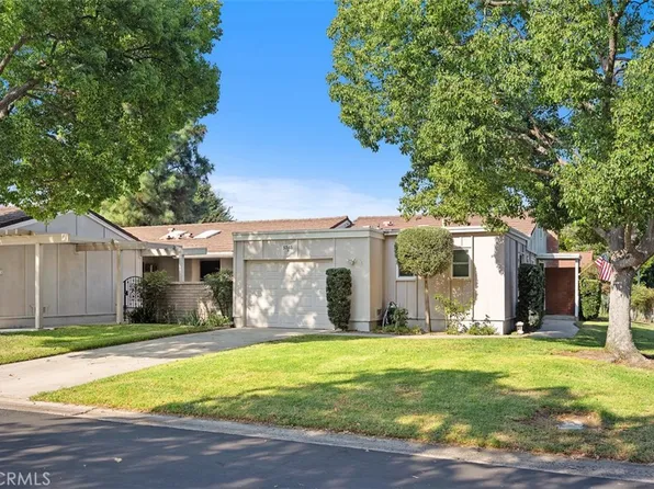5345 Bahia Blanca W Unit D, Laguna Woods, CA 92637