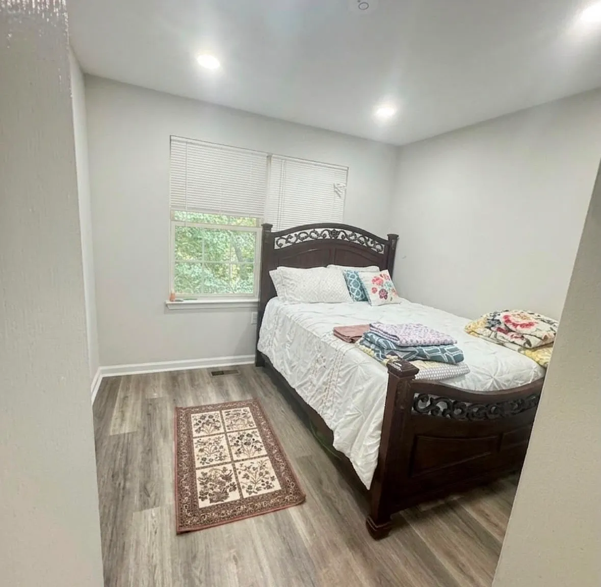 3 bed, 2.5 bath, 1672 sqft, $3,900 — Photo 3