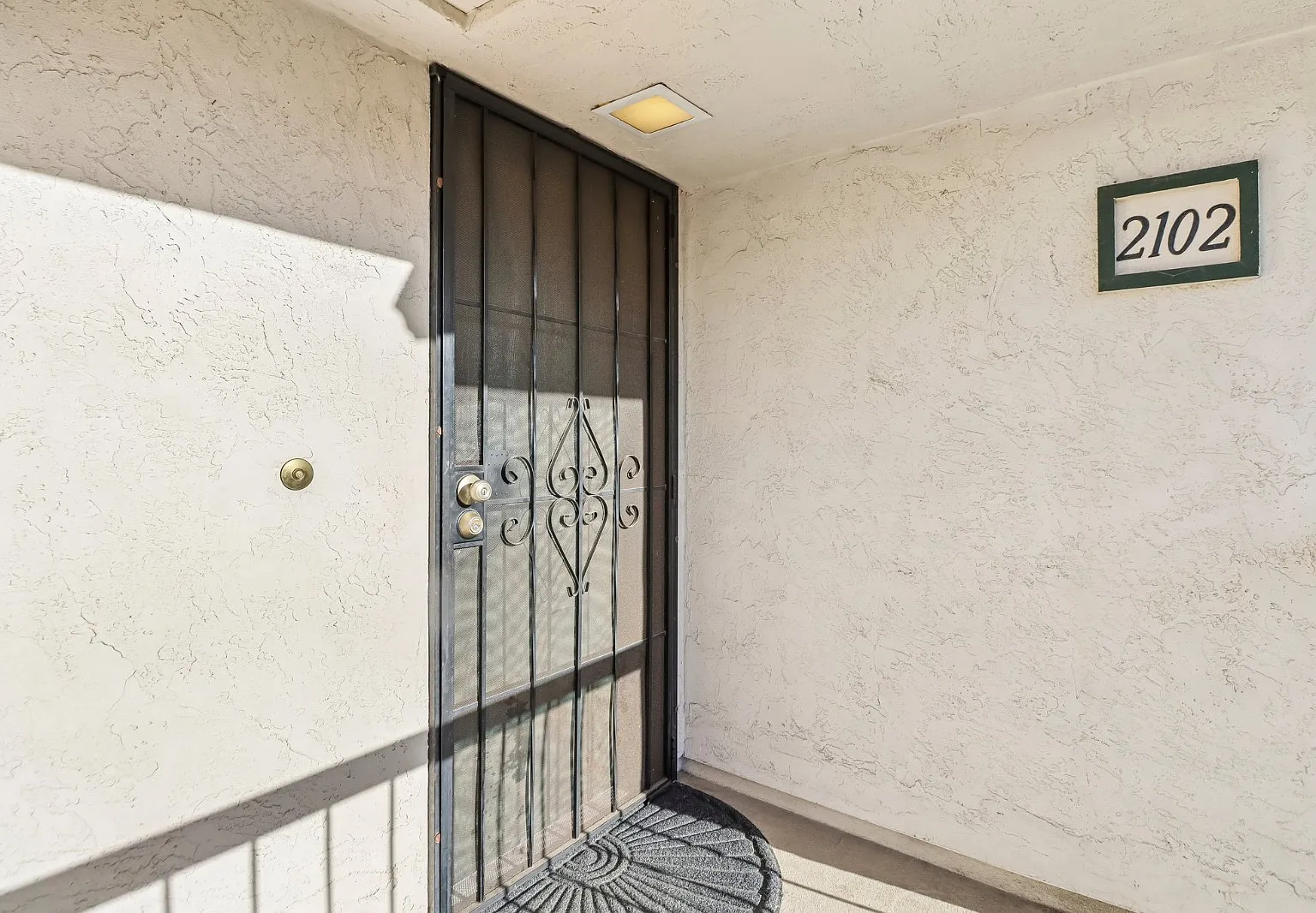 2 bed, 1204 sqft, $2,800 — Photo 2