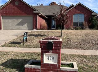 429 Daybreak Dr, Norman, OK 73071