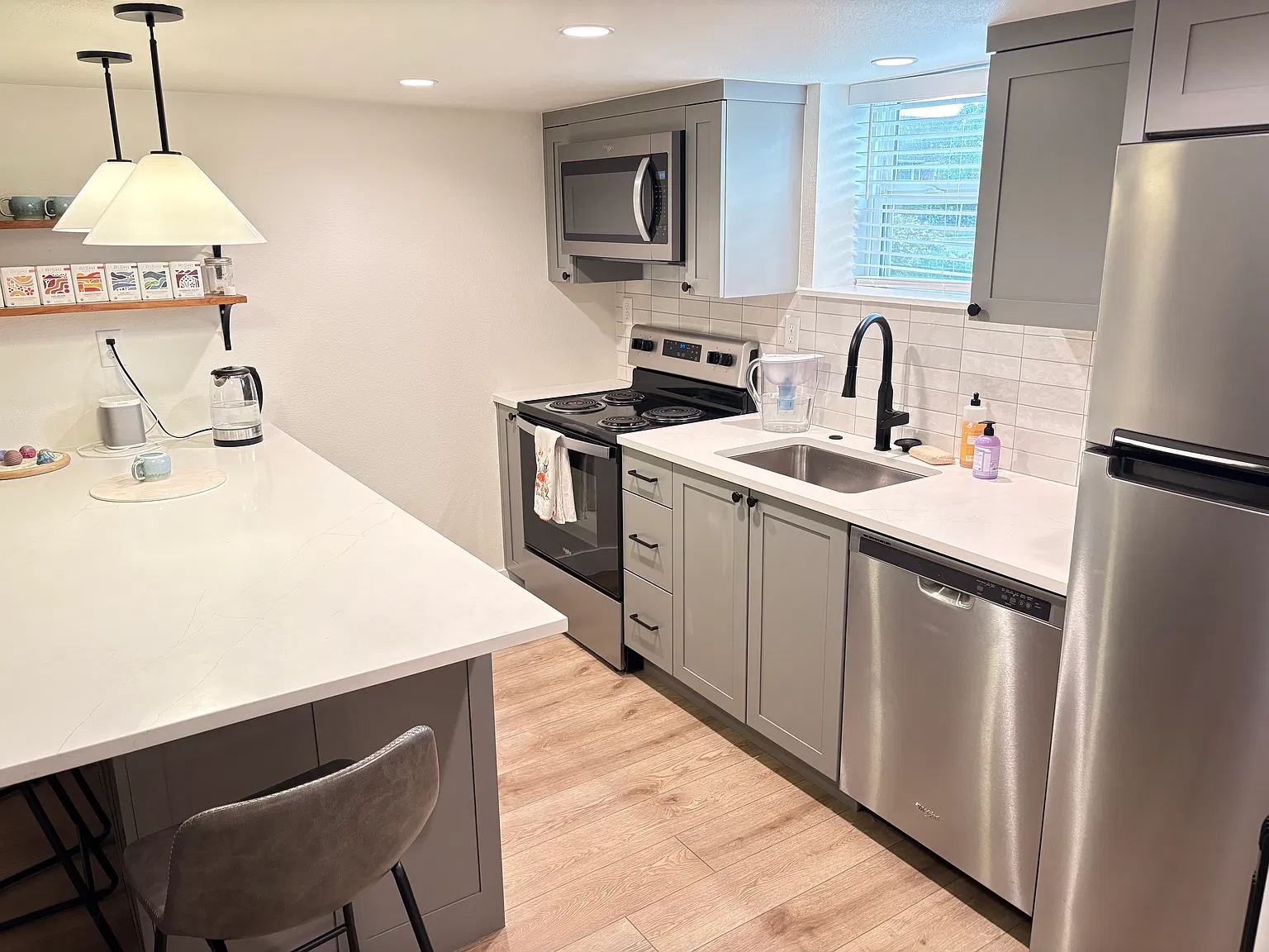 2 bed, 1083 sqft, $2,000 — Photo 3