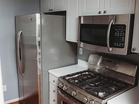 5th image of 4063 Parkcove Dr #21A