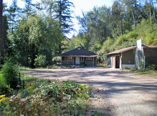 98639 N Bank Chetco Rd, Brookings, OR 97415