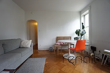 Rented by Rennit Inc.