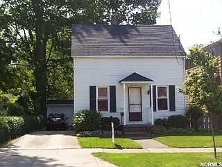 1732 Lakeview Ave photo 1