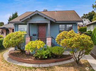 3859 34th Ave SW, Seattle, WA 98126