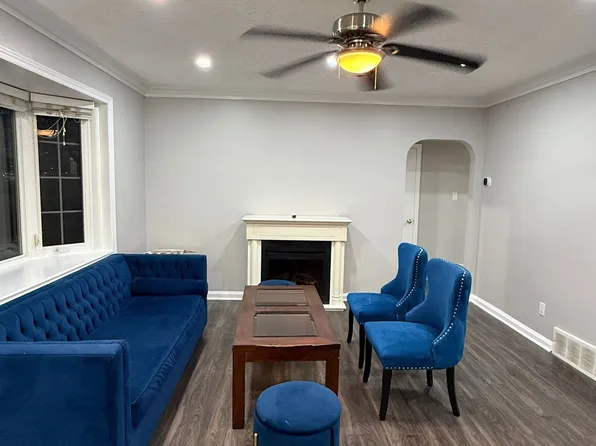 369 Martin St, Milton, ON L9T 2R8