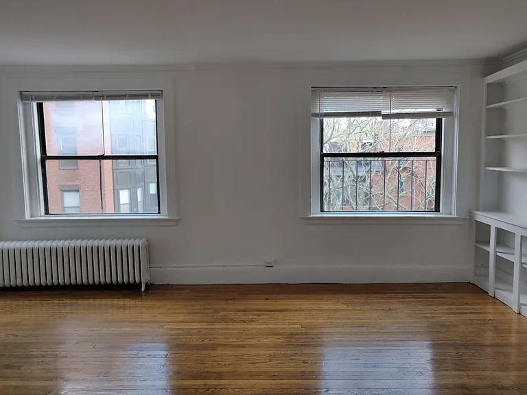 503 Beacon St #3 — Photo 1