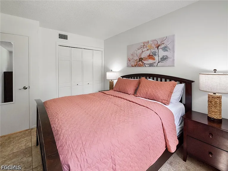 7400 College Pkwy #56A — Photo 17