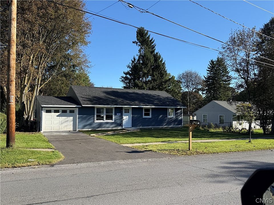 1st image of 125 Standart Ave