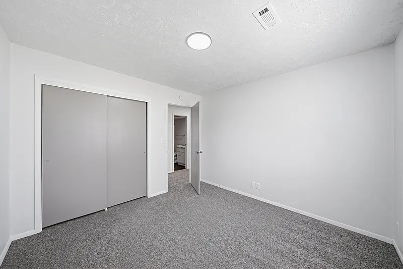 3 bed, 1.5 bath, 1080 sqft, $1,299 — Photo 4