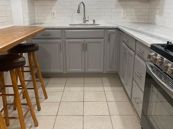 Newly renovated kitchen!