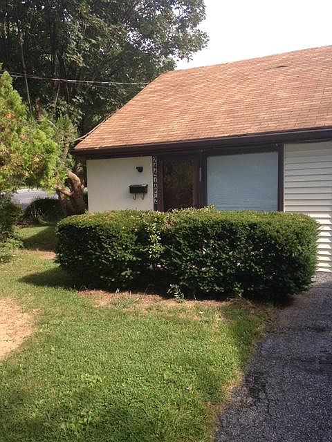 1st image of 2447 Guilford St #2