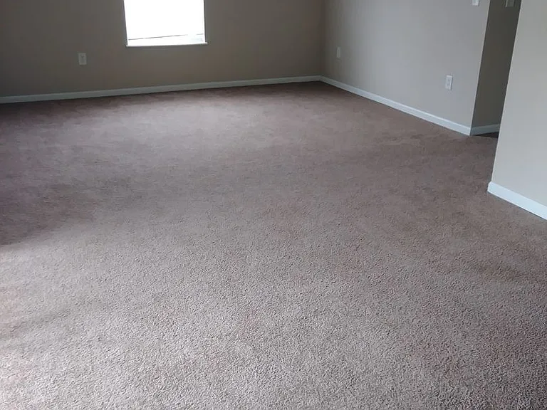 185 - COUNTRY VIEW APARTMENTS — Photo 28