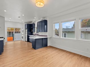 2414 Byron St, Berkeley, CA 94702
