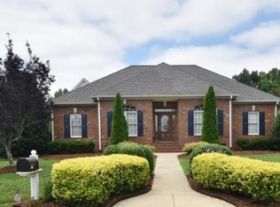 3167 Heritage Ln, Burlington, NC 27215