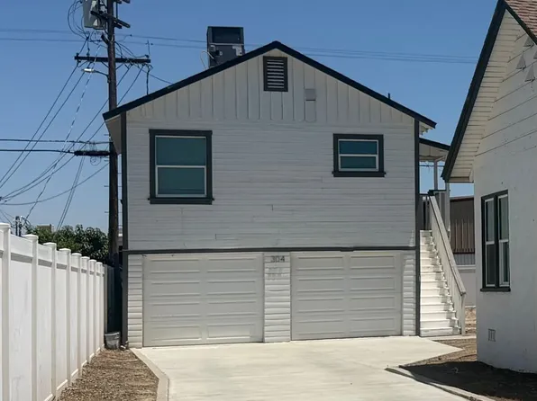 304 E St, Wasco, CA 93280