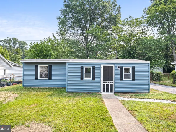 423 Bethune Dr, Wilmington, DE 19801