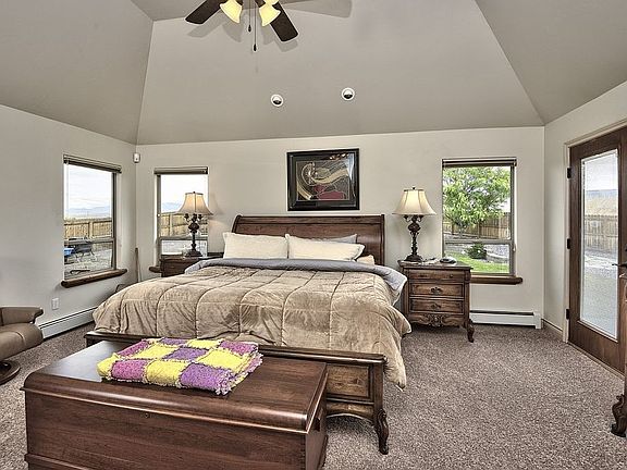 5th image of 870 Haven Crest Ct N