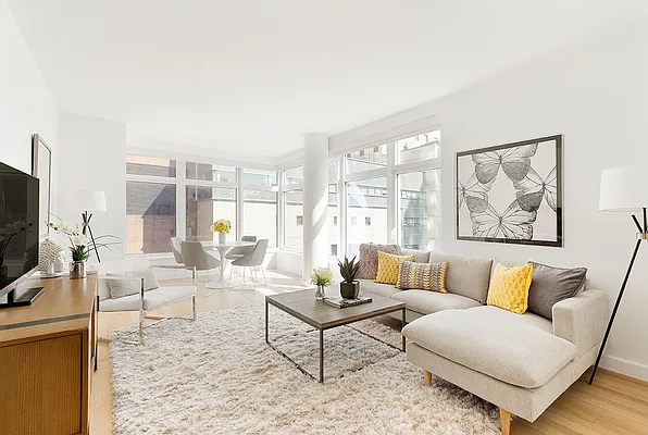 Sold by Stribling | media 17