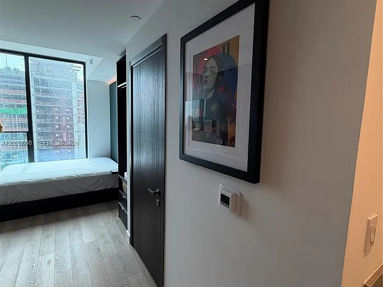 20 NE 11th St #3306B — Photo 10