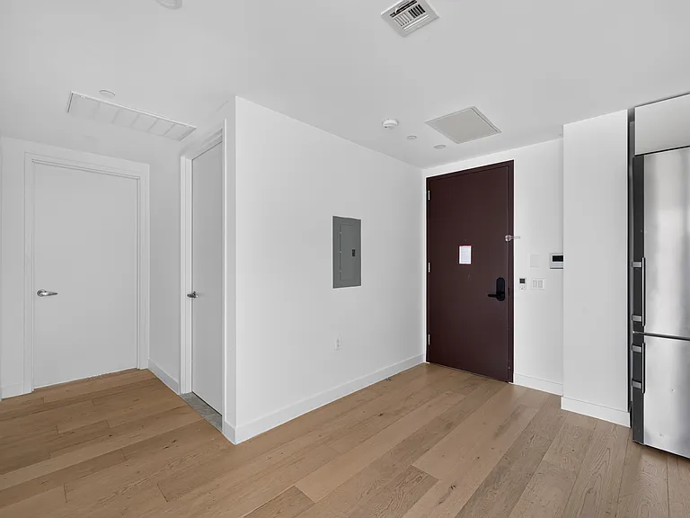 148-33 90th Ave #701 — Photo 23